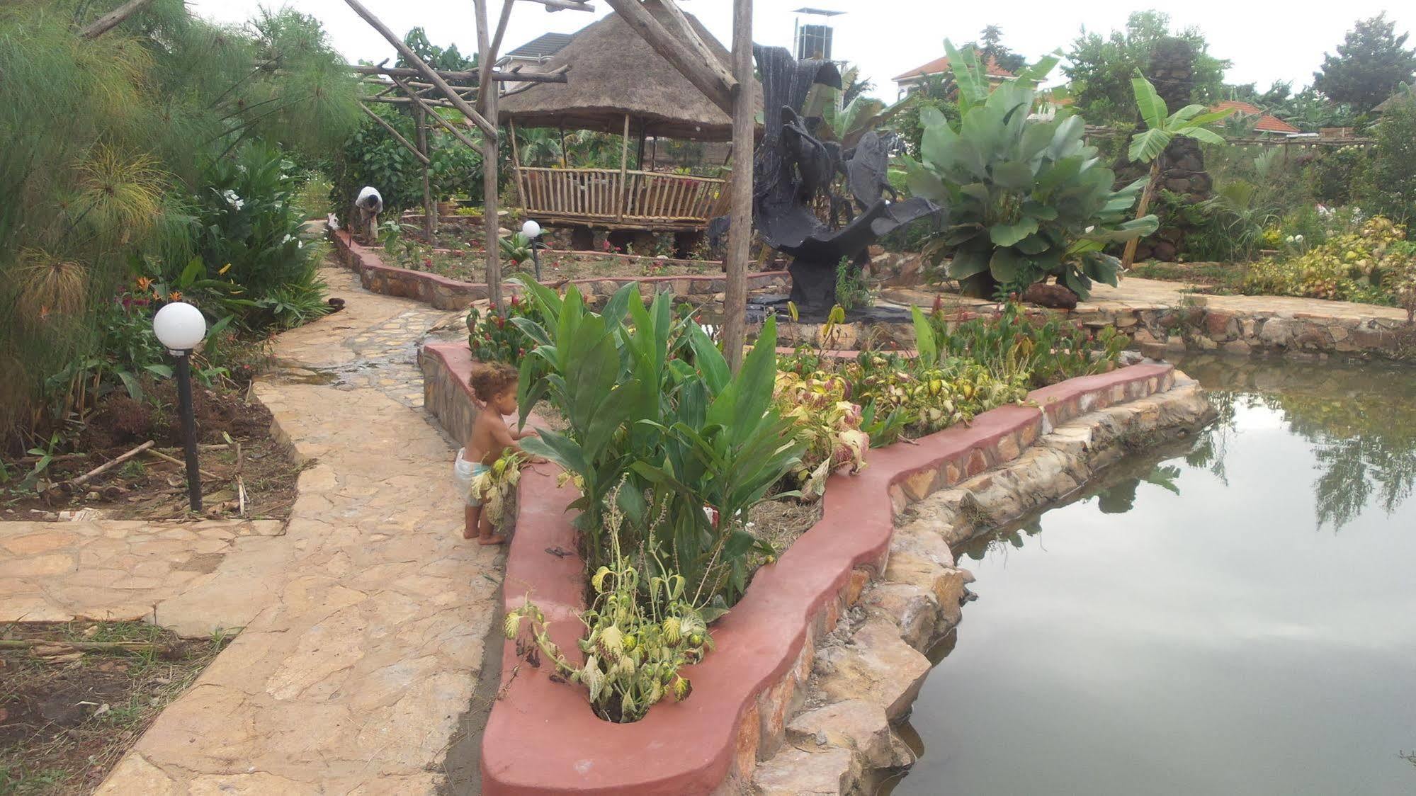 Malakai Eco Lodge Kajansi Ngoại thất bức ảnh