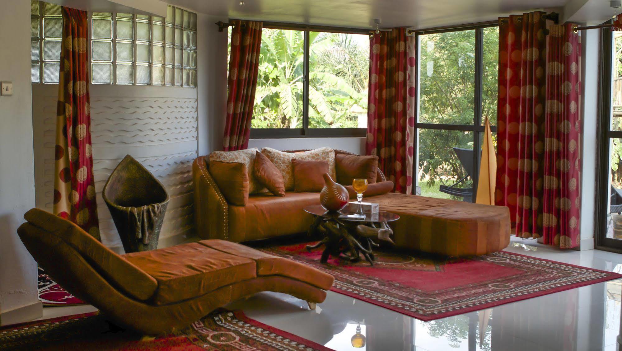 Malakai Eco Lodge Kajansi Ngoại thất bức ảnh